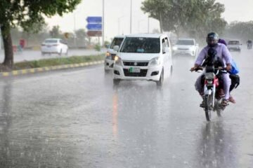 ملک بھر میں موسلا دھار بارشوں کا الرٹ، محکمہ موسمیات نے خطرے کی گھنٹی بجا دی 3 ملک بھر میں موسلا دھار بارشوں کا الرٹ، محکمہ موسمیات نے خطرے کی گھنٹی بجا دی