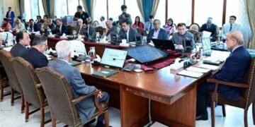 وفاقی حکومت کا بڑا فیصلہ، سرکاری اخراجات پر مزید سخت پابندیاں نافذ