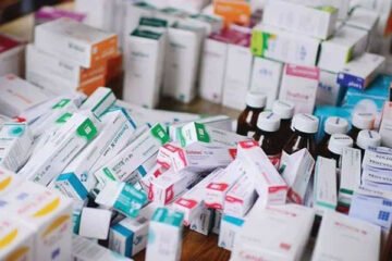 قیمتوں کی منظوری میں تاخیر، کینسر اور ذیابیطس سمیت 40 نئی ادویات مارکیٹ میں نہ آ سکیں 4 قیمتوں کی منظوری میں تاخیر، کینسر اور ذیابیطس سمیت 40 نئی ادویات مارکیٹ میں نہ آ سکیں