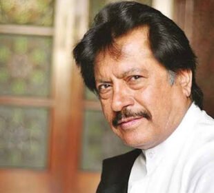 لیجنڈ گلوکار نے اپنی قبر کیوں بنوائی؟ عطا اللہ عیسیٰ خیلوی کی حیران کن بات سامنے آگئی 6 لیجنڈ گلوکار نے اپنی قبر کیوں بنوائی؟ عطا اللہ عیسیٰ خیلوی کی حیران کن بات سامنے آگئی