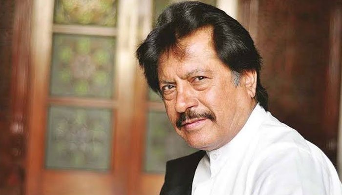 لیجنڈ گلوکار نے اپنی قبر کیوں بنوائی؟ عطا اللہ عیسیٰ خیلوی کی حیران کن بات سامنے آگئی
