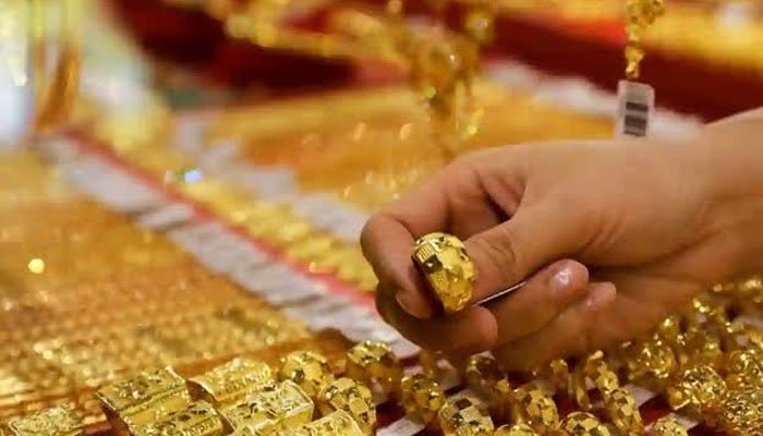 سونے کی قیمت نے پھر لگائی اونچی چھلانگ، خریداروں کو ایک اور بڑا جھٹکا