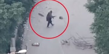 راولاکوٹ میں کشیدگی، فائرنگ کے واقعے میں رینجرز اہلکار شہید، ایک زخمی 3 راولاکوٹ میں کشیدگی، فائرنگ کے واقعے میں رینجرز اہلکار شہید، ایک زخمی