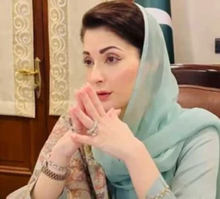 پنجاب کے اسکولوں میں بڑی تبدیلی کی تیاری، مریم نواز نے اہم احکامات جاری کردیے 1 پنجاب کے اسکولوں میں بڑی تبدیلی کی تیاری، مریم نواز نے اہم احکامات جاری کردیے
