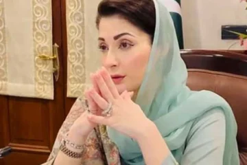 پنجاب کے اسکولوں میں بڑی تبدیلی کی تیاری، مریم نواز نے اہم احکامات جاری کردیے 2 پنجاب کے اسکولوں میں بڑی تبدیلی کی تیاری، مریم نواز نے اہم احکامات جاری کردیے