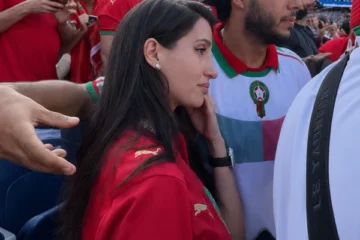 مراکش کی ورلڈکپ میں شکست، نورا فتحی جذبات پر قابو نہ رکھ سکیں