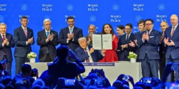 غزہ جنگ ختم ہونے کے قریب؟ 15 نکاتی روڈ میپ نے دنیا کی نظریں اپنی جانب موڑ لیں
