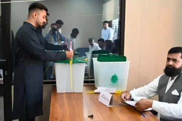 آزاد کشمیر انتخابات: پولنگ ختم، باغ اور حویلی کے چار حلقوں میں گنتی جاری