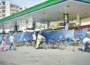 پیٹرول پمپس کی ممکنہ ملک گیر بندش، ڈیلرز نے حکومت کو 72 گھنٹے کی مہلت دے دی 6 پیٹرول پمپس کی ممکنہ ملک گیر بندش، ڈیلرز نے حکومت کو 72 گھنٹے کی مہلت دے دی