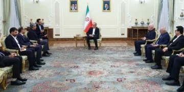 محسن نقوی کی ایرانی قیادت سے ملاقات، آبنائے ہرمز کھولنے پر سفارتی پیش رفت کی امید