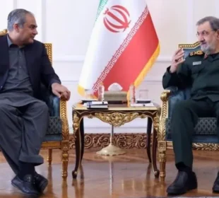 مسلم دنیا میں اتحاد کی نئی آواز، ایران نے پاکستان کو اہم کردار سونپ دیا 2 مسلم دنیا میں اتحاد کی نئی آواز، ایران نے پاکستان کو اہم کردار سونپ دیا