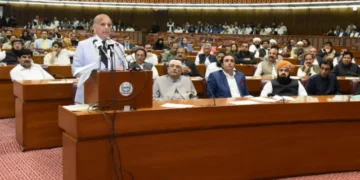 قومی اسمبلی میں بڑی قانون سازی، چیف آف ڈیفنس فورسز کے اختیارات میں غیرمعمولی اضافہ 39 قومی اسمبلی میں بڑی قانون سازی، چیف آف ڈیفنس فورسز کے اختیارات میں غیرمعمولی اضافہ