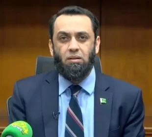 عمران خان کو راتوں رات پمز کیوں لے جایا گیا؟ عطا تارڑ نے وجہ بتادی 9 عمران خان کو راتوں رات پمز کیوں لے جایا گیا؟ عطا تارڑ نے وجہ بتادی