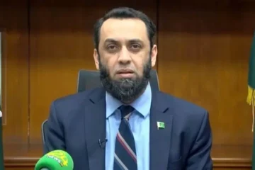 عمران خان کو راتوں رات پمز کیوں لے جایا گیا؟ عطا تارڑ نے وجہ بتادی
