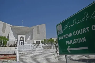 عمران خان کی اسپتال منتقلی: حکومت کی سپریم کورٹ میں نئی نظرثانی درخواست