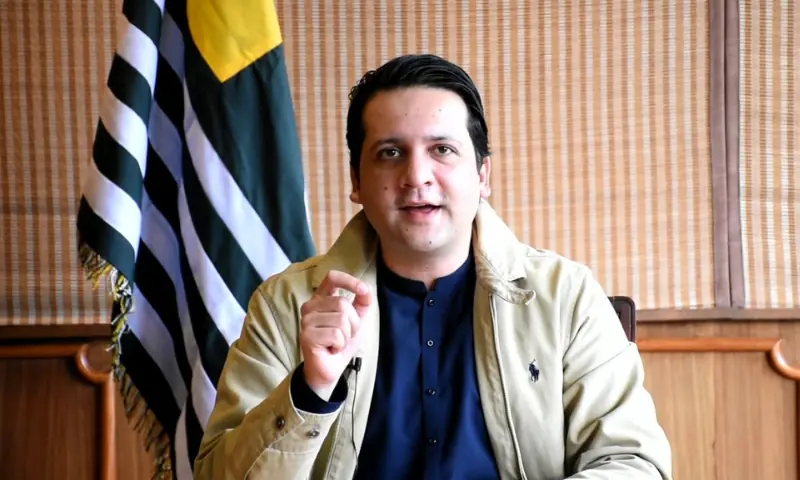 آزاد کشمیر: مسلم لیگ ن نے بیرسٹر افتخار گیلانی کو وزارتِ عظمیٰ کے لیے نامزد کر دیا 1 آزاد کشمیر: مسلم لیگ ن نے بیرسٹر افتخار گیلانی کو وزارتِ عظمیٰ کے لیے نامزد کر دیا
