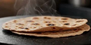 توے پر گھی ڈالتے ہی دھواں کیوں اٹھتا ہے؟ وہ غلطی جو اکثر لوگ کرتے ہیں