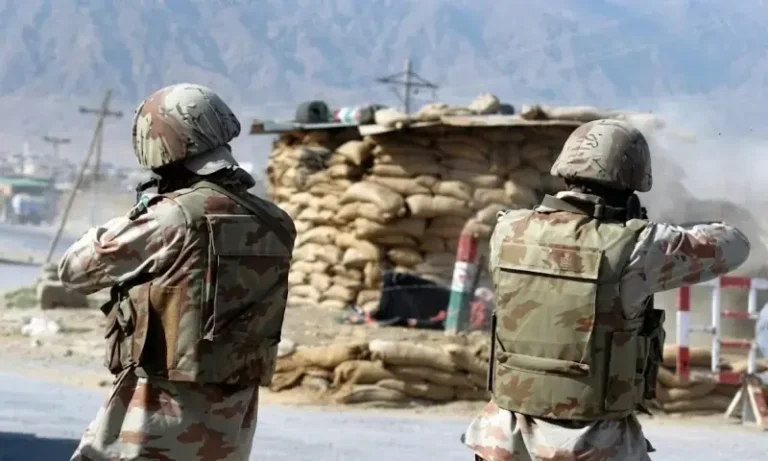 2709220خیبرپختونخوا اور بلوچستان میں سیکیورٹی فورسز کی کارروائیاں، 11 دہشت گرد ہلاک6df78caf