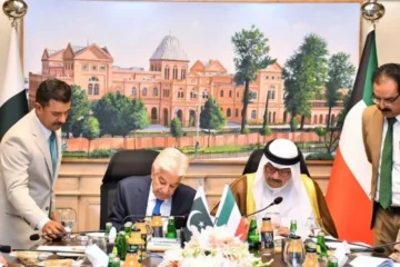 پاکستان اور کویت کا دفاعی تعاون مزید بڑھانے پر اتفاق، پروٹوکول ایگریمنٹ 2026 پر دستخط 3 پاکستان اور کویت کا دفاعی تعاون مزید بڑھانے پر اتفاق، پروٹوکول ایگریمنٹ 2026 پر دستخط
