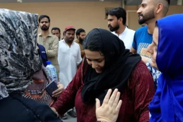 پمز سانحہ: جاں بحق نومولود بچوں کے خاندانوں کے لیے 50،50 لاکھ روپے امداد کا اعلان 3 پمز سانحہ: جاں بحق نومولود بچوں کے خاندانوں کے لیے 50،50 لاکھ روپے امداد کا اعلان