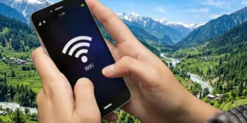 آزاد کشمیر میں انٹرنیٹ سروس کی بحالی شروع، بعض علاقوں میں تعلیمی اداروں تک محدود 18 آزاد کشمیر میں انٹرنیٹ سروس کی بحالی شروع، بعض علاقوں میں تعلیمی اداروں تک محدود
