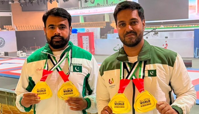 ابوظبی ورلڈ جوجِٹسو چیمپئن شپ: پاکستان نے دو طلائی اور ایک کانسی کا تمغہ جیت لیا 1 ابوظبی ورلڈ جوجِٹسو چیمپئن شپ: پاکستان نے دو طلائی اور ایک کانسی کا تمغہ جیت لیا