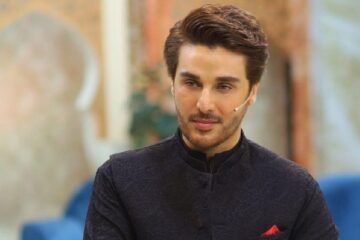 بیوی کو صرف گھر تک محدود نہ رکھیں، اسے آگے بڑھنے کا موقع دیں: احسن خان 2 بیوی کو صرف گھر تک محدود نہ رکھیں، اسے آگے بڑھنے کا موقع دیں: احسن خان