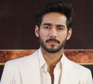 اداکار علی رضا کے والد انتقال کرگئے