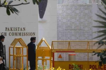 نئی دہلی: پاکستانی ہائی کمیشن کی بیرونی سکیورٹی ہٹا دی گئی