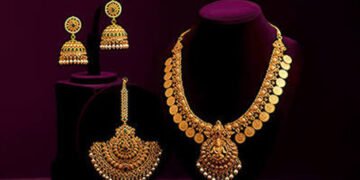 سونے کی قیمت کو پھر پر لگ گئے، فی تولہ 5 ہزار 700 روپے مہنگا 4 سونے کی قیمت کو پھر پر لگ گئے، فی تولہ 5 ہزار 700 روپے مہنگا