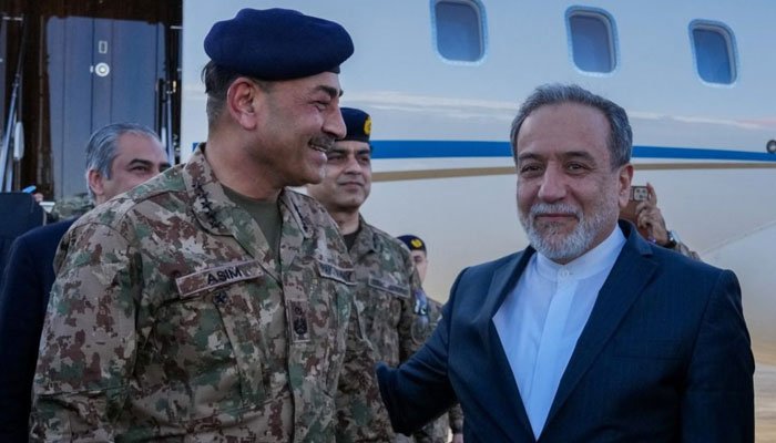 تہران میں کیا ہونے جا رہا ہے؟ عاصم منیر کے دورے کی اندرونی کہانی سامنے آگئی