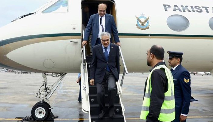 لندن میں اسحاق ڈار کا پانچ روزہ قیام، کن معاملات پر ہوگی بڑی بات؟