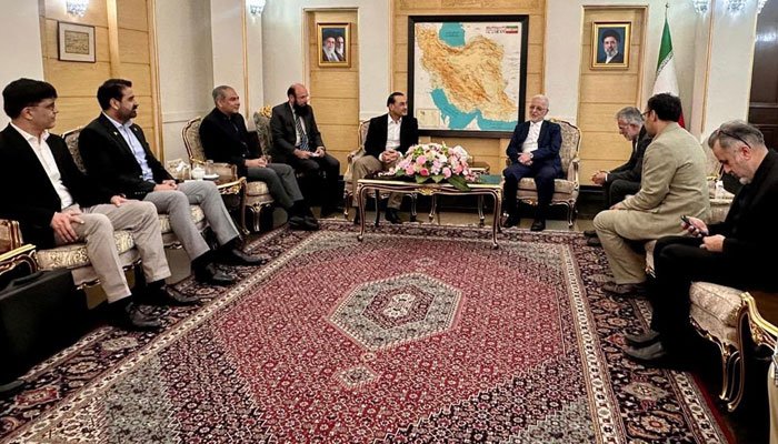 فیلڈ مارشل عاصم منیر ایران پہنچ گئے، علاقائی صورتحال پر اہم ملاقات 1 فیلڈ مارشل عاصم منیر ایران پہنچ گئے، علاقائی صورتحال پر اہم ملاقات
