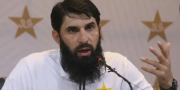 مصباح الحق کا پی سی بی سلیکشن کمیٹی سے استعفا، کھلاڑیوں کے انتخاب پر اختلاف سامنے آگیا 31 مصباح الحق کا پی سی بی سلیکشن کمیٹی سے استعفا، کھلاڑیوں کے انتخاب پر اختلاف سامنے آگیا