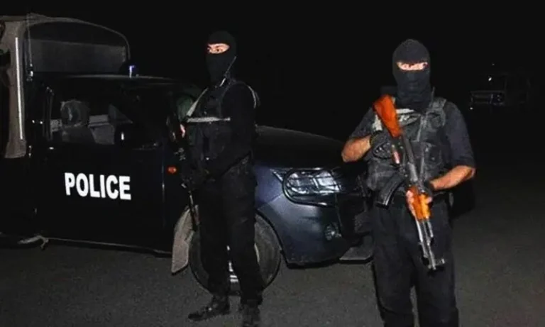 02234پشاور: بڈھ بیر میں سی ٹی ڈی کا آپریشن، 4 مبینہ دہشت گرد ہلاک6564fef283