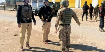قلات میں سیکیورٹی فورسز کی کارروائی، 12 دہشت گرد ہلاک 15 قلات میں سیکیورٹی فورسز کی کارروائی، 12 دہشت گرد ہلاک
