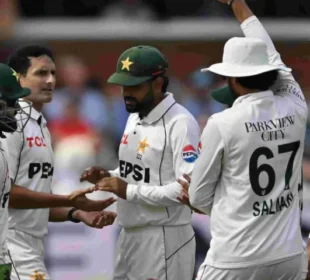 تیسرے ٹیسٹ سے قبل پاکستانی کرکٹرز کے موبائل فون جمع کیے جانے کی اطلاعات