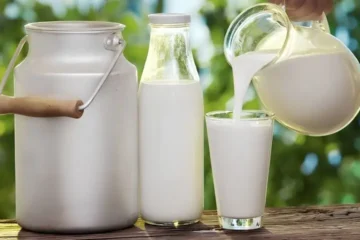 دودھ کا گلاس راز کھول دے گا؟ صرف چند سیکنڈ میں ملاوٹ کا پتہ لگائیں