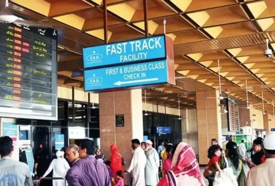 بیرونِ ملک سفر کرنے والوں کے لیے نادرا ویکسینیشن سرٹیفکیٹ لازمی 1 بیرونِ ملک سفر کرنے والوں کے لیے نادرا ویکسینیشن سرٹیفکیٹ لازمی