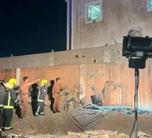 سعودی عرب میں میزائل حملے، دو افراد زخمی، متعدد تنصیبات کو نقصان 8 سعودی عرب میں میزائل حملے، دو افراد زخمی، متعدد تنصیبات کو نقصان