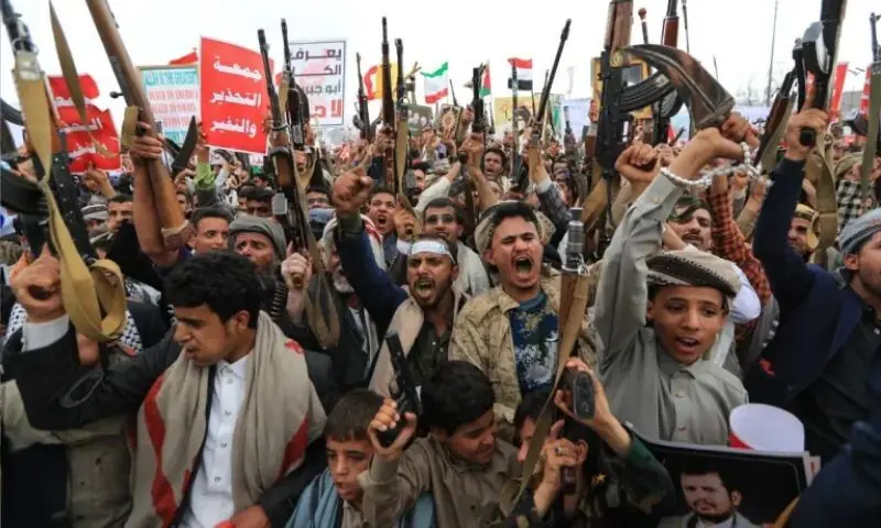 حوثیوں کا بڑھتا دباؤ، سعودی عرب کے لیے جنگ کا راستہ مشکل کیوں؟
