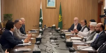 اسلام آباد لانگ مارچ: حکومت نے مذاکرات کا راستہ اختیار کرلیا