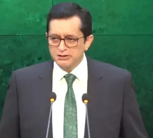مکہ مکرمہ کو نشانہ بنانے کی کوشش پر پاکستان کا سخت ردعمل، سعودی عرب سے یکجہتی کا اظہار 4 مکہ مکرمہ کو نشانہ بنانے کی کوشش پر پاکستان کا سخت ردعمل، سعودی عرب سے یکجہتی کا اظہار