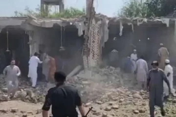 کوہاٹ پولیس لائنز حملہ: 8 دہشت گرد ہلاک، 23 افراد شہید