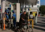 پیٹرول مہنگا، ڈیزل سستا؛ نئی قیمتوں کا اعلان
