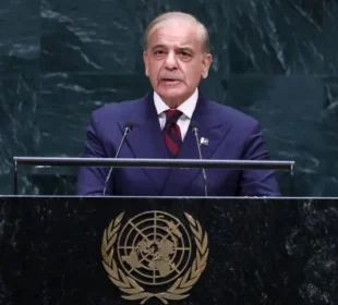 حرمین شریفین پر حملہ ناقابلِ قبول، پاکستان سعودی عرب کے ساتھ ہے: شہباز شریف