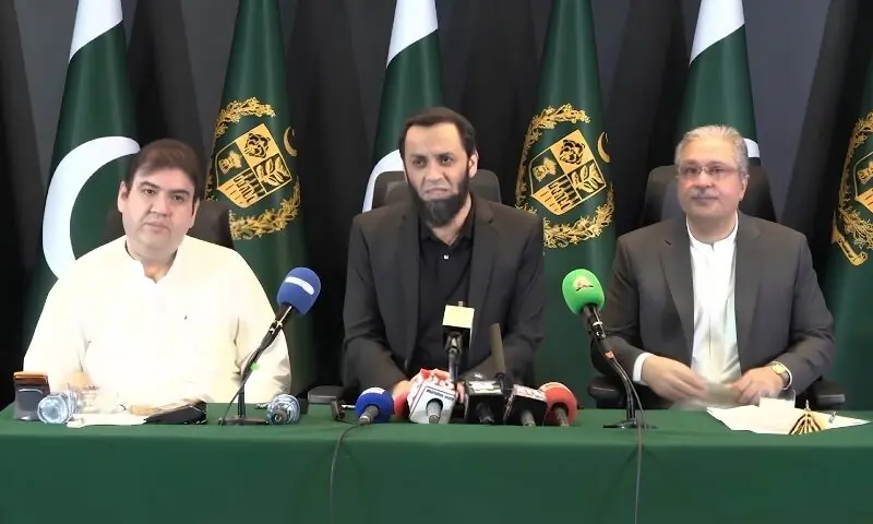 پی ٹی آئی کے لانگ مارچ پر حکومتی رہنماؤں کی تنقید، عطا تارڑ نے 27 ستمبر کے احتجاج کو ناکام قرار دے دیا 1 پی ٹی آئی کے لانگ مارچ پر حکومتی رہنماؤں کی تنقید، عطا تارڑ نے 27 ستمبر کے احتجاج کو ناکام قرار دے دیا