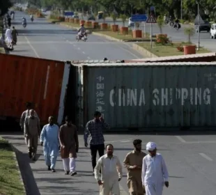 پی ٹی آئی کا احتجاج 4 اکتوبر کو ہوگا، جڑواں شہروں میں سیکیورٹی انتظامات برقرار 6 پی ٹی آئی کا احتجاج 4 اکتوبر کو ہوگا، جڑواں شہروں میں سیکیورٹی انتظامات برقرار