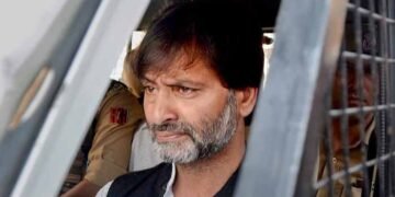یاسین ملک کا بھارتی عدالتی نظام پر عدم اعتماد، مقدمہ مزید لڑنے سے انکار 32 یاسین ملک کا بھارتی عدالتی نظام پر عدم اعتماد، مقدمہ مزید لڑنے سے انکار