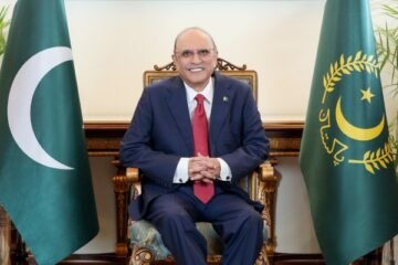 یومِ فضائیہ: صدر زرداری کا پاک فضائیہ کے شہدا کو خراجِ عقیدت